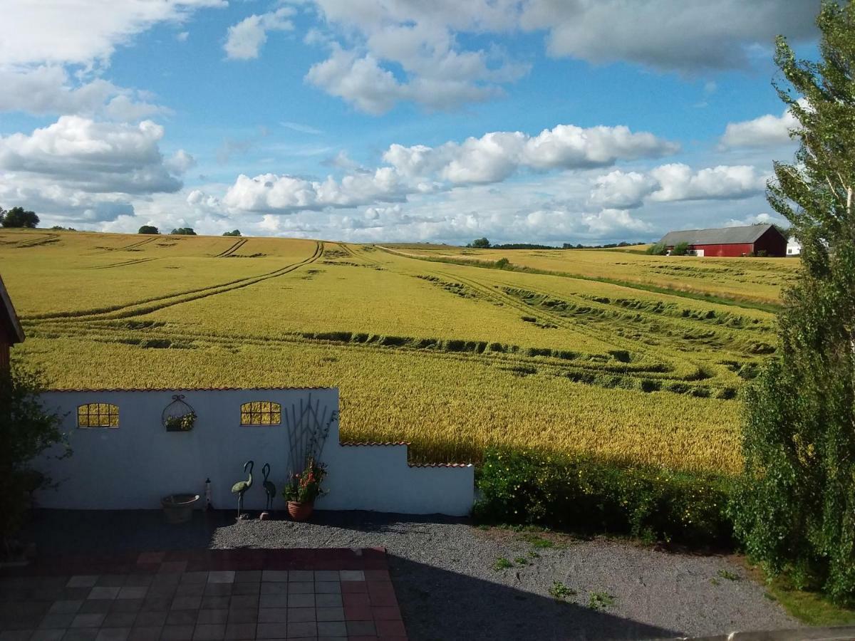 Garden Mellan Slotten Svarte Exterior photo